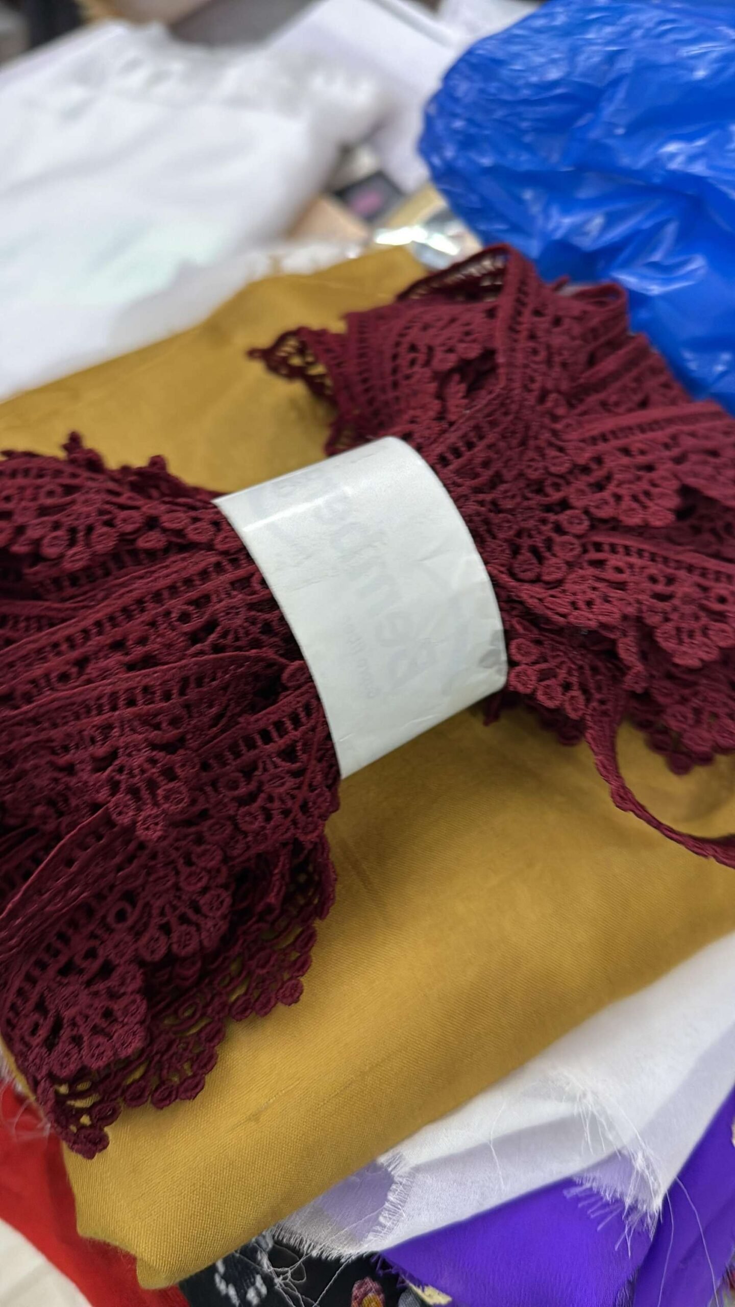 Floral Scroll Guipure Lace Trim – Water Soluble Openwork (view 2)